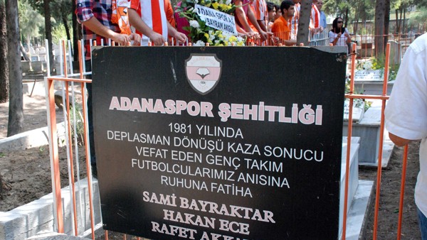 Adanaspor, futbol ehitlerini unutmad
